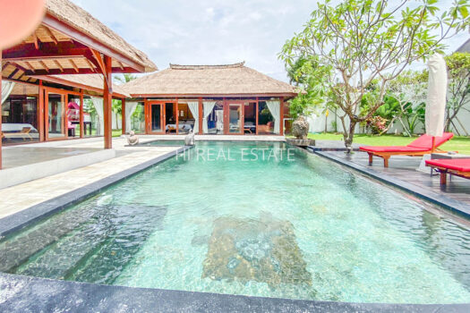 villa for leashold in kerobokan