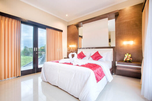 quite villa in canngu