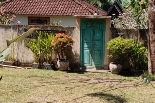 dijual villa joglo di babakan canggu bali
