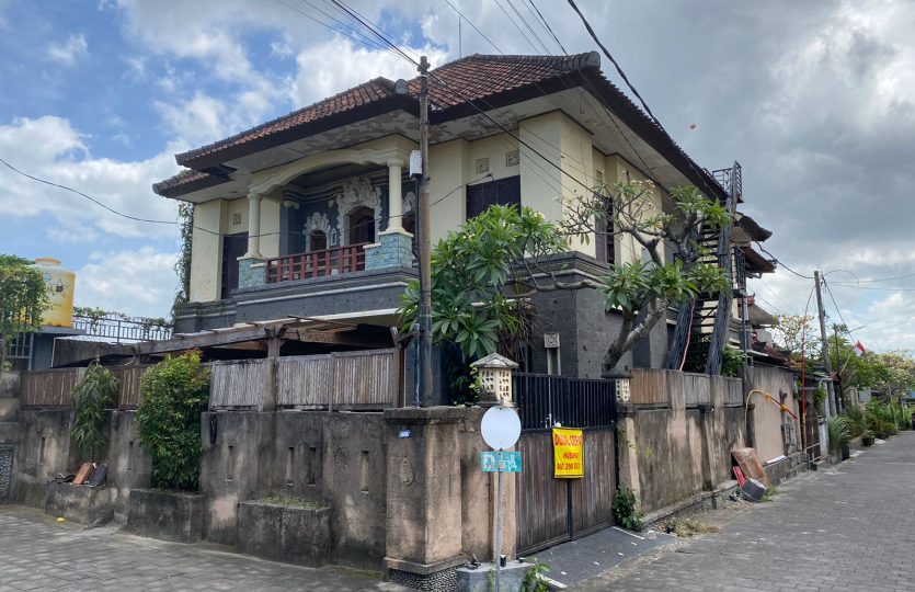 rumah mewah dekat sanur
