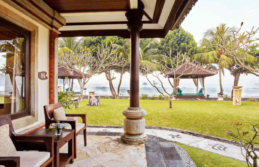 Puri Bagus Candidasa : Deluxe Sea Front Villa