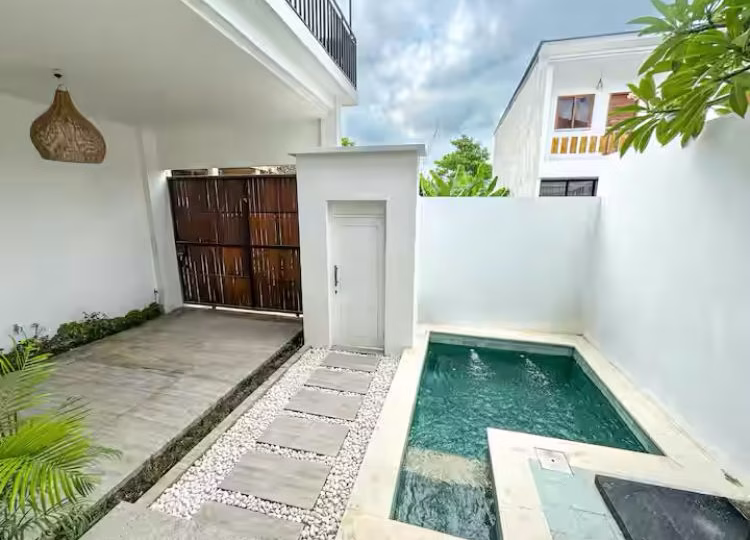 3 BR villa rental in Tibubeneng