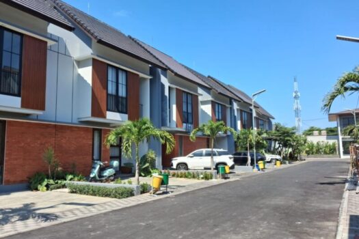 Rumah siap huni Adhiwangsa Pemogan